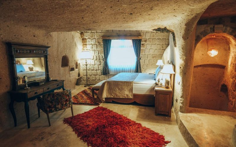 museum-hotel-cappadocia-suites-fly-to-blue (11)