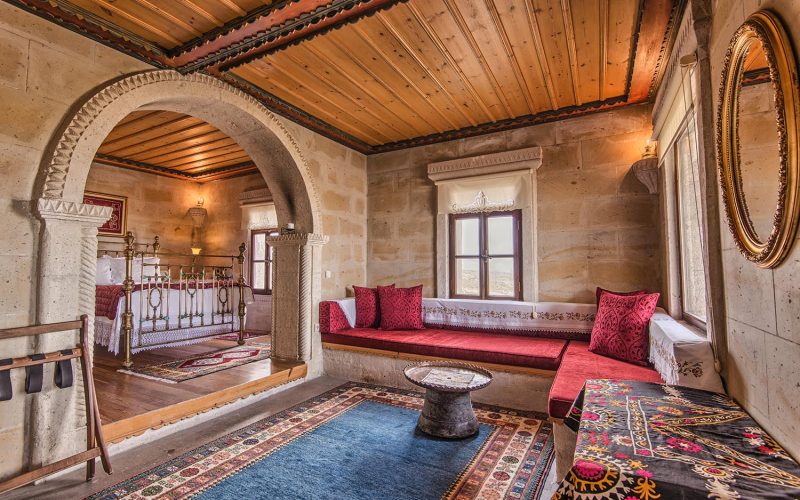 museum-hotel-cappadocia-suites-fly-to-blue (13)