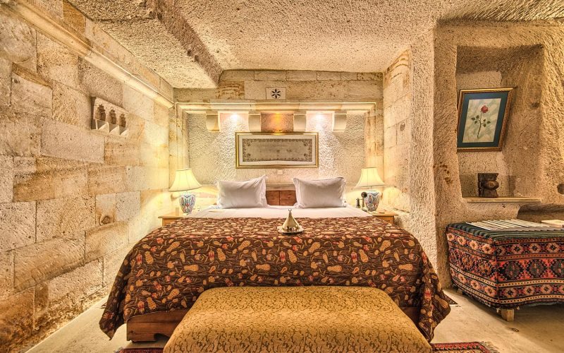 museum-hotel-cappadocia-suites-fly-to-blue (17)
