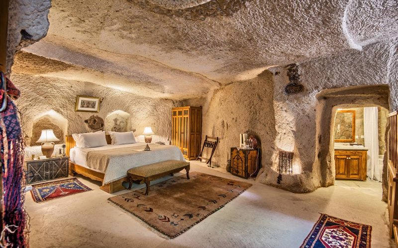 museum-hotel-cappadocia-suites-fly-to-blue (20)
