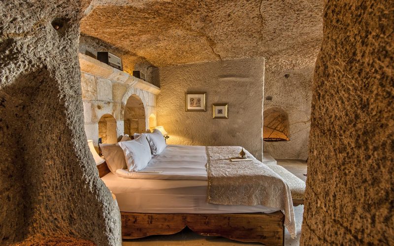 museum-hotel-cappadocia-suites-fly-to-blue (25)