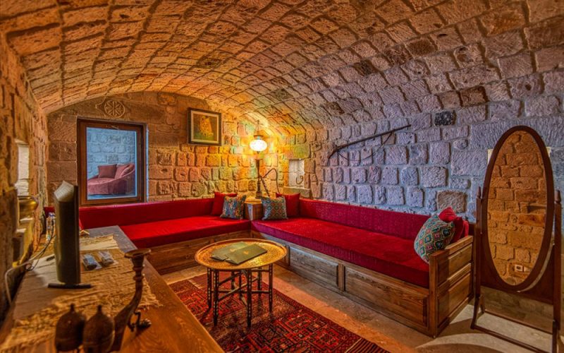 museum-hotel-cappadocia-suites-fly-to-blue (8)
